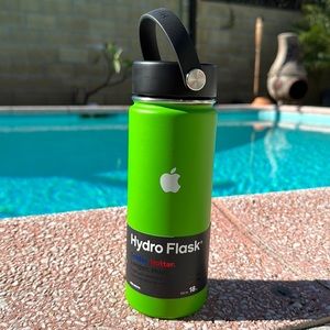 Limited edition Apple, Hydro Flask 18oz water bottle